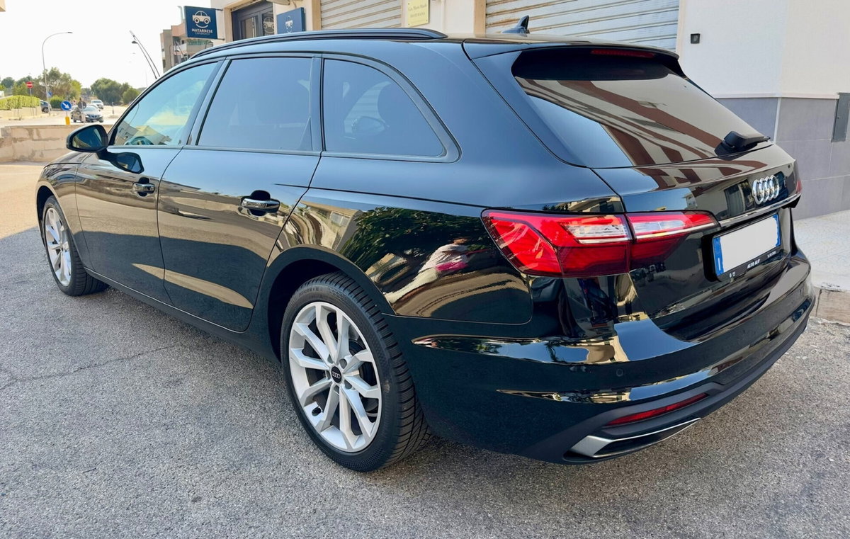 Audi A4 Avant 35 TDI/163 CV S tronic Business Advanced (6)