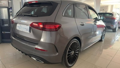 Mercedes-Benz Classe B 200 d AMG Line Premium Plus auto (6)