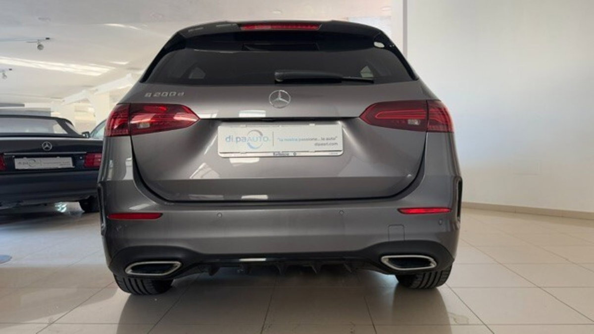 Mercedes-Benz Classe B 200 d AMG Line Premium Plus auto (7)