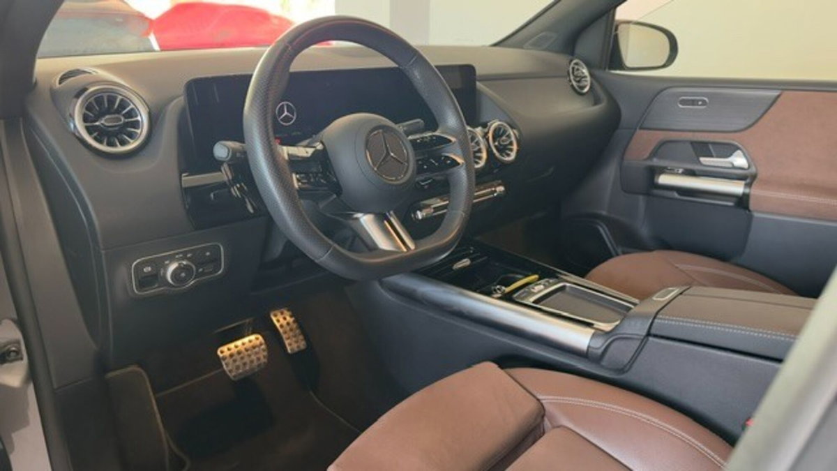 Mercedes-Benz Classe B 200 d AMG Line Premium Plus auto (9)