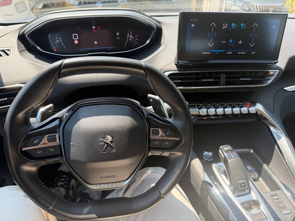Peugeot 3008 BlueHDi 130 S&S EAT8 Crossway (8)