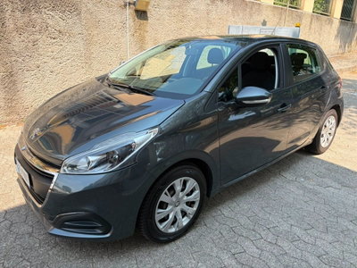 Peugeot 208 82 5 porte Active usata