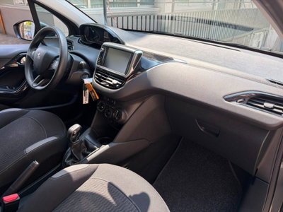 Peugeot 208 82 5 porte Active (9)