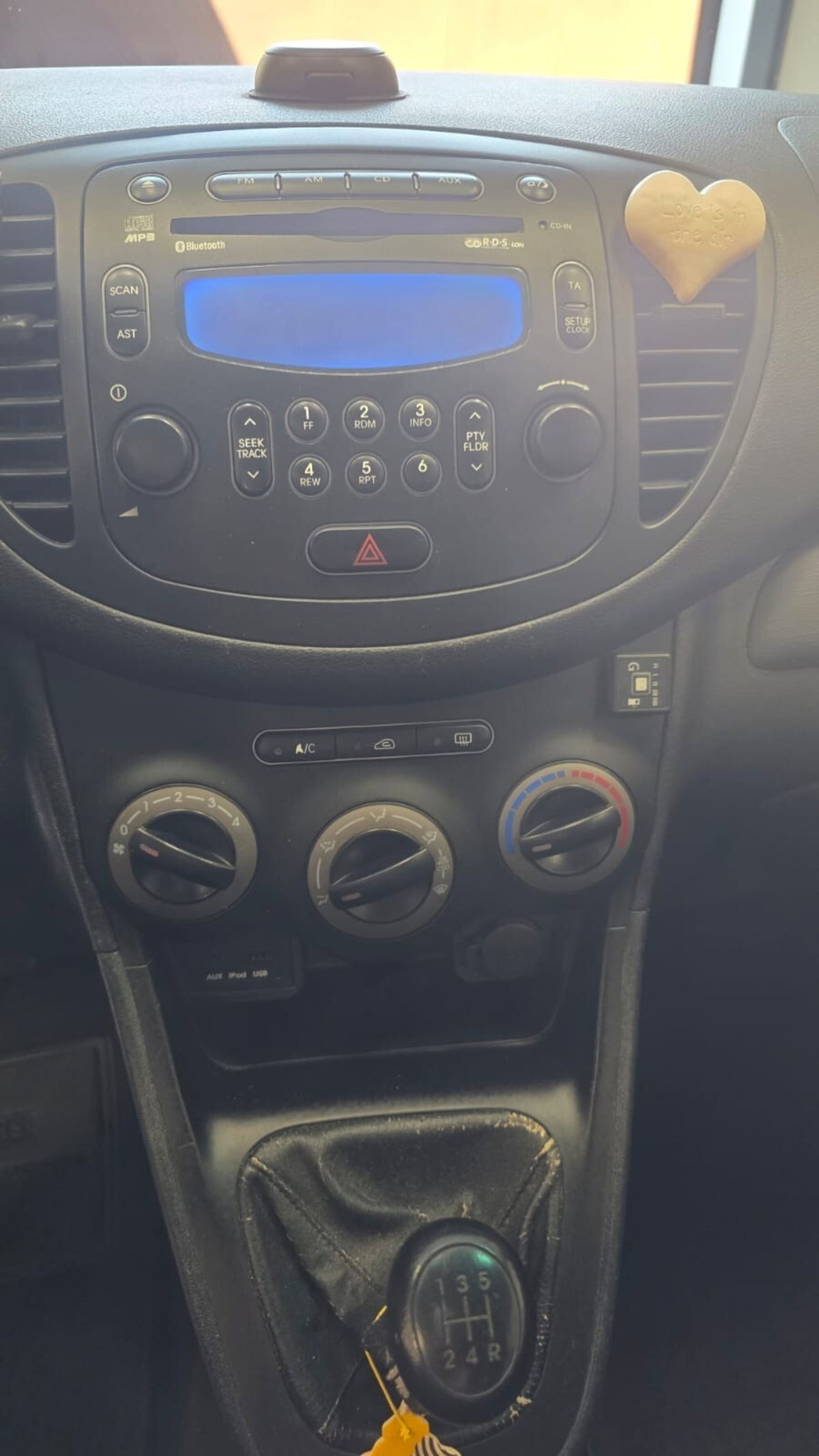 Hyundai i10 1.1 12V BlueDrive GPL Sound Edition (12)