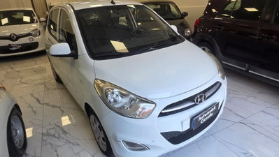 Hyundai i10 1.1 12V BlueDrive GPL Sound Edition (2)
