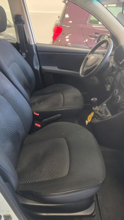 Hyundai i10 1.1 12V BlueDrive GPL Sound Edition (20)