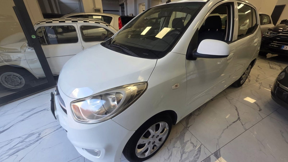 Hyundai i10 1.1 12V BlueDrive GPL Sound Edition (3)