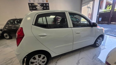 Hyundai i10 1.1 12V BlueDrive GPL Sound Edition (4)