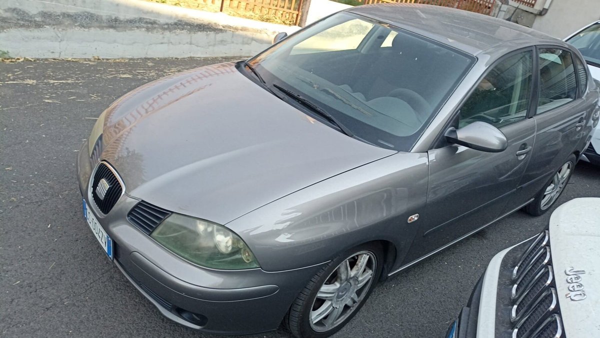 SEAT Cordoba 1.9 TDI/130CV Sport (2)