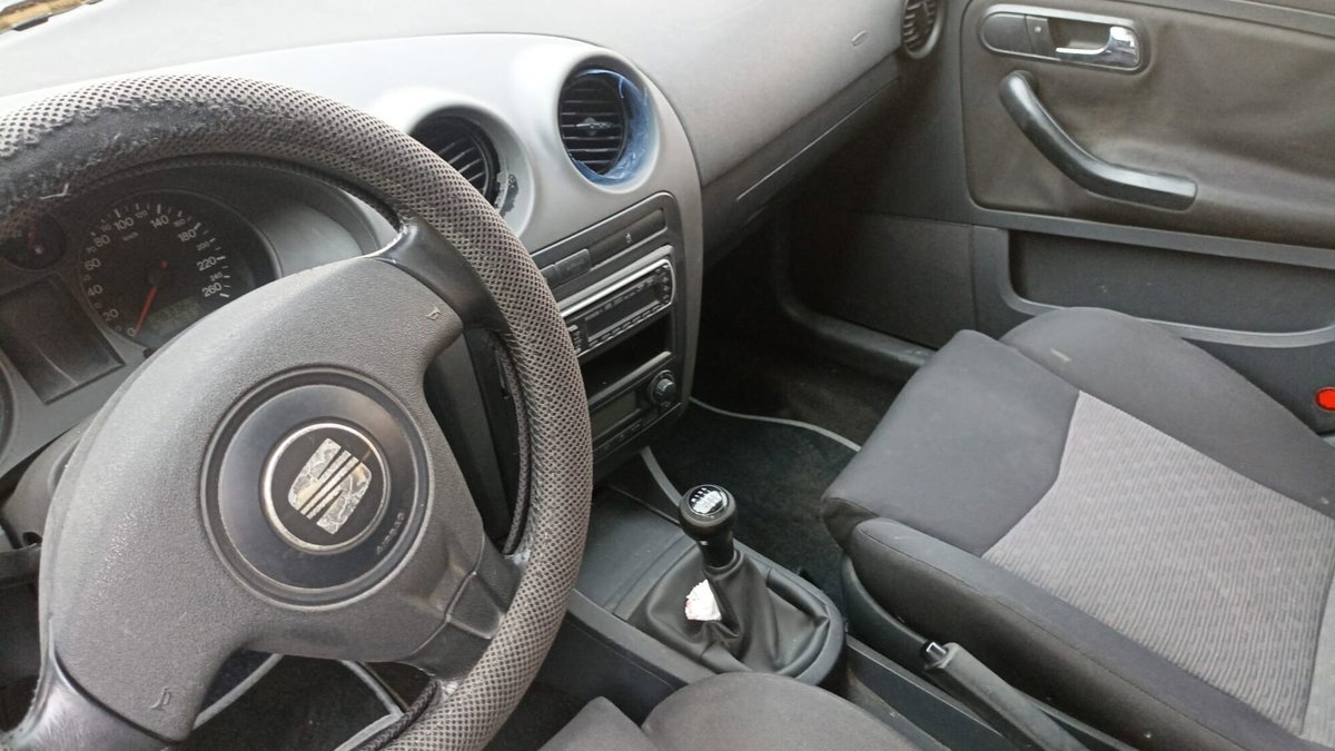 SEAT Cordoba 1.9 TDI/130CV Sport (7)