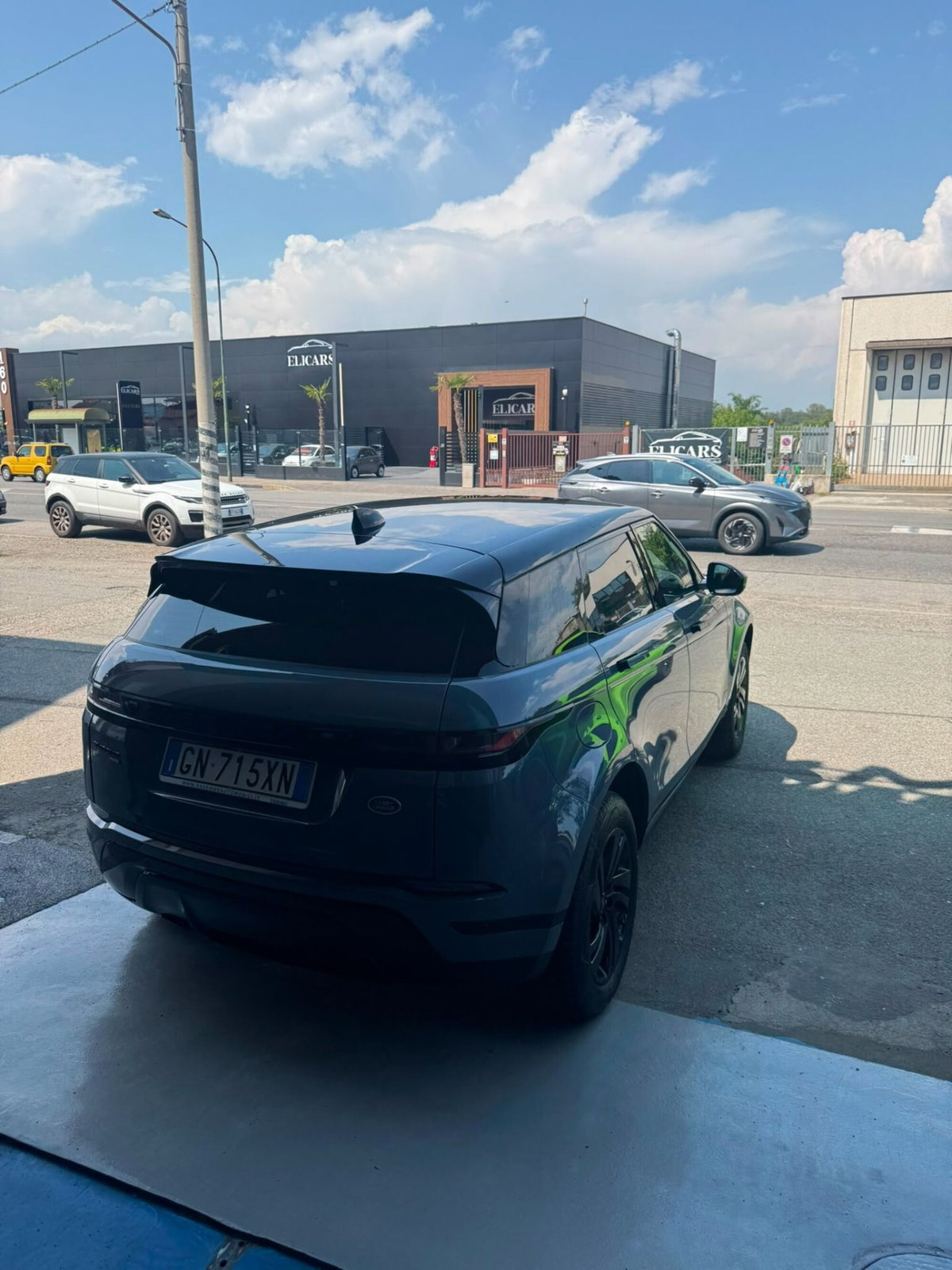 Land Rover Range Rover Evoque 1.5 I3 PHEV 300 CV AWD Auto R-Dynamic SE (11)