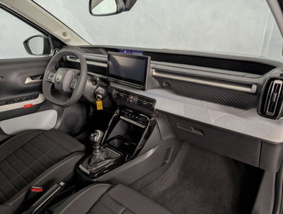 Citroen C3 1.2 puretech turbo Max 100cv s&s (7)
