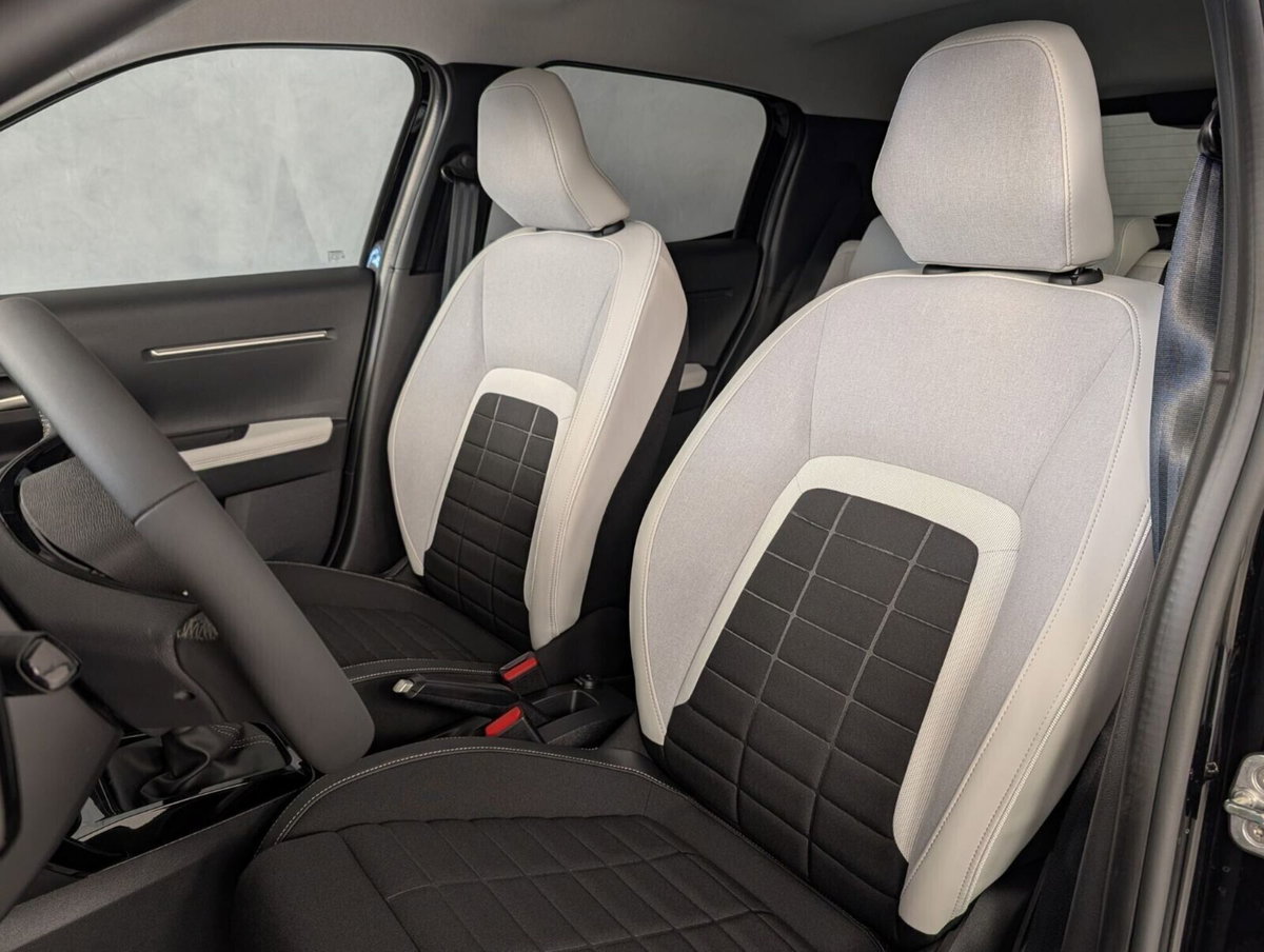Citroen C3 1.2 puretech turbo Max 100cv s&s (8)