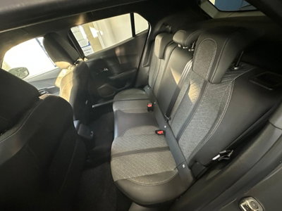 Peugeot 2008 1.2 puretech Allure s&s 100cv (10)