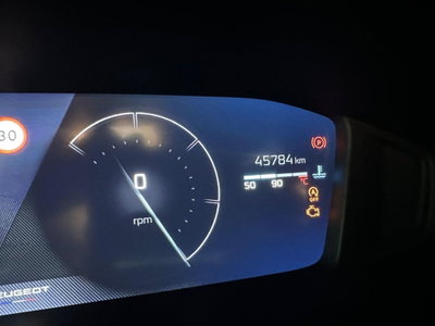 Peugeot 2008 1.2 puretech Allure s&s 100cv (12)