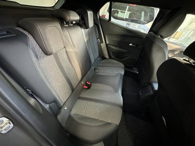 Peugeot 2008 1.2 puretech Allure s&s 100cv (9)