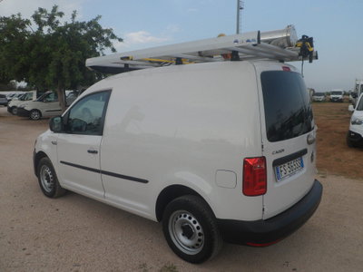 Volkswagen Veicoli Commerciali Caddy 2.0 TDI 122 CV 4Motion Furgone (6)