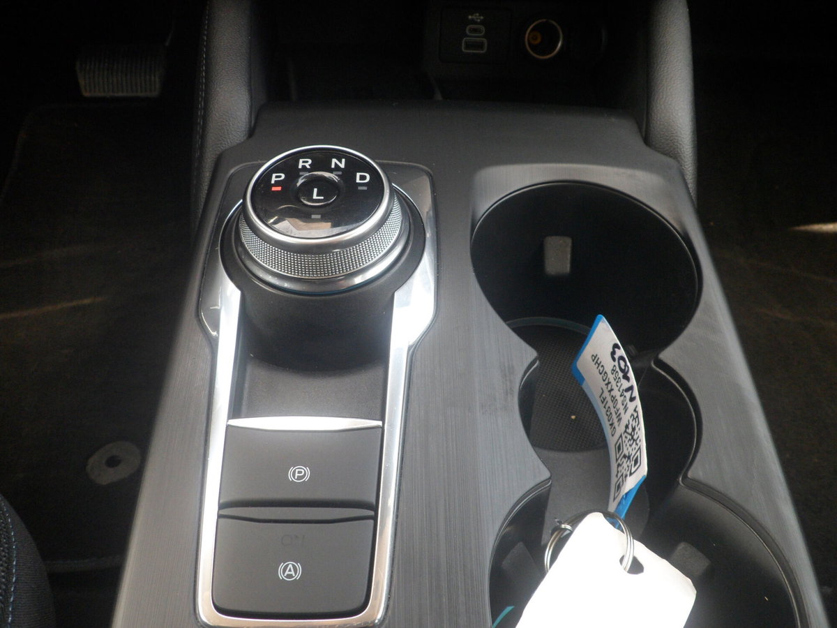 Ford Focus Station Wagon 2.0 EcoBlue 150 CV automatico SW Active X (13)