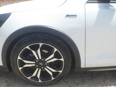 Ford Focus Station Wagon 2.0 EcoBlue 150 CV automatico SW Active X (4)