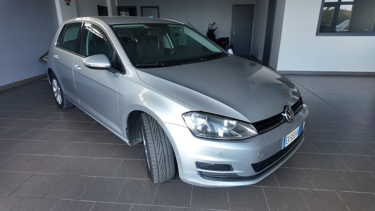 Volkswagen Golf 1.6 TDI 110 CV DSG 5p. Highline BlueMotion Technology (2)