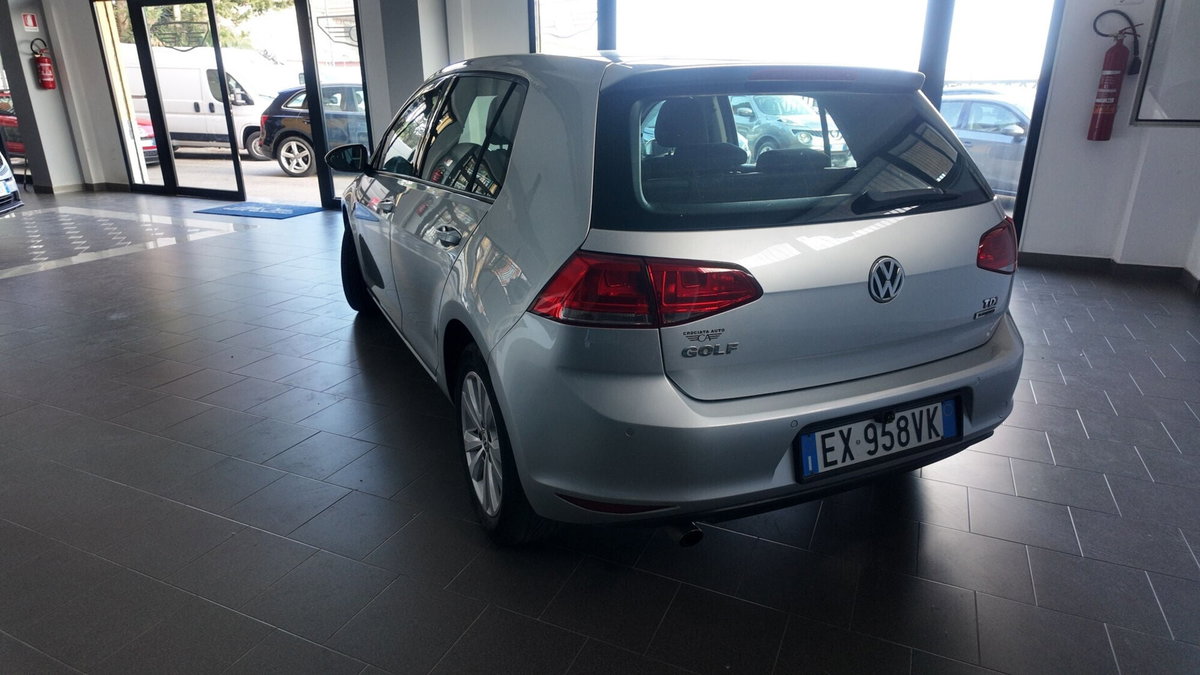 Volkswagen Golf 1.6 TDI 110 CV DSG 5p. Highline BlueMotion Technology (4)