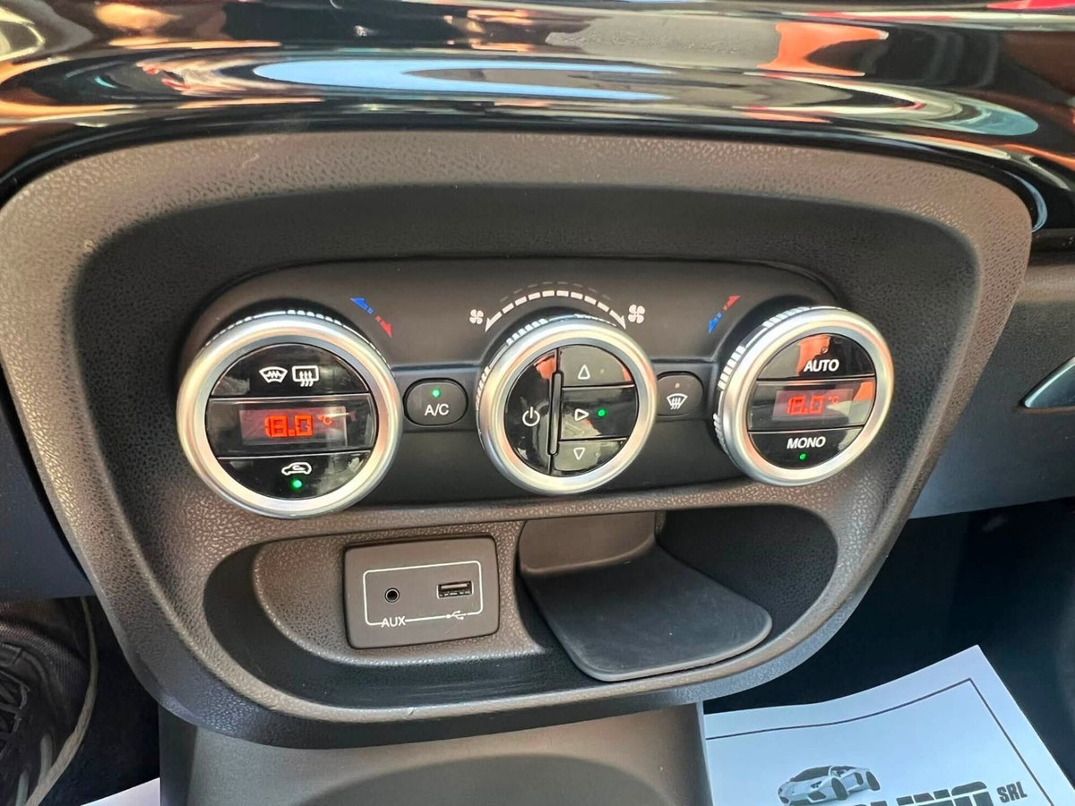 Fiat 500L 1.4 95 CV Trekking (20)