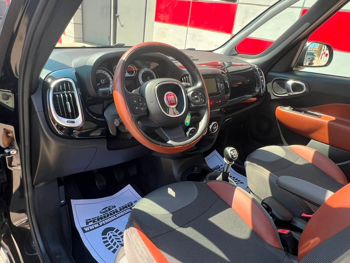 Fiat 500L 1.4 95 CV Trekking (9)