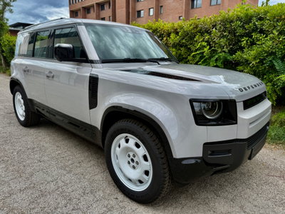 Land Rover Defender 110 3.0d i6 mhev X-Dynamic SE awd 250cv auto (20)