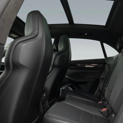 Porsche Macan Turbo (9)