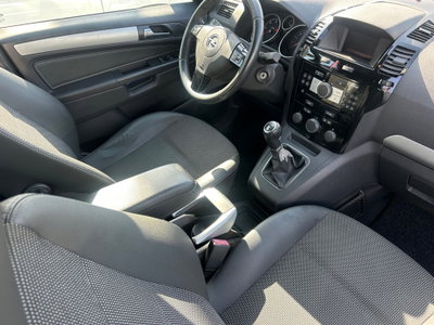 Opel Zafira 1.7 CDTI 125CV Cosmo (4)
