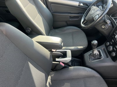 Opel Zafira 1.7 CDTI 125CV Cosmo (5)