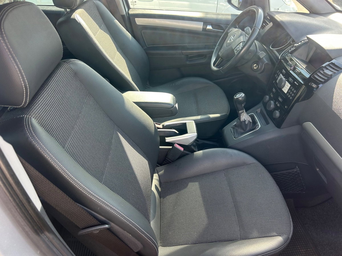 Opel Zafira 1.7 CDTI 125CV Cosmo (6)