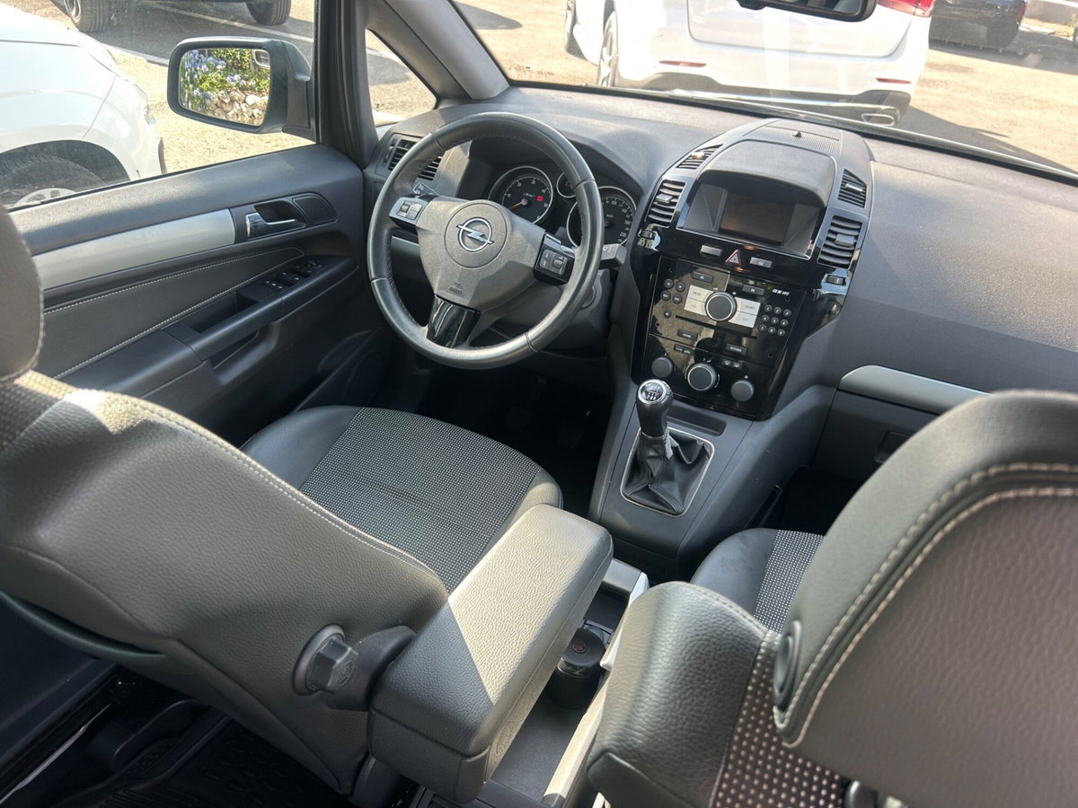 Opel Zafira 1.7 CDTI 125CV Cosmo (8)