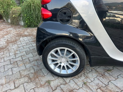 smart Fortwo 1000 52 kW MHD coupé passion (4)