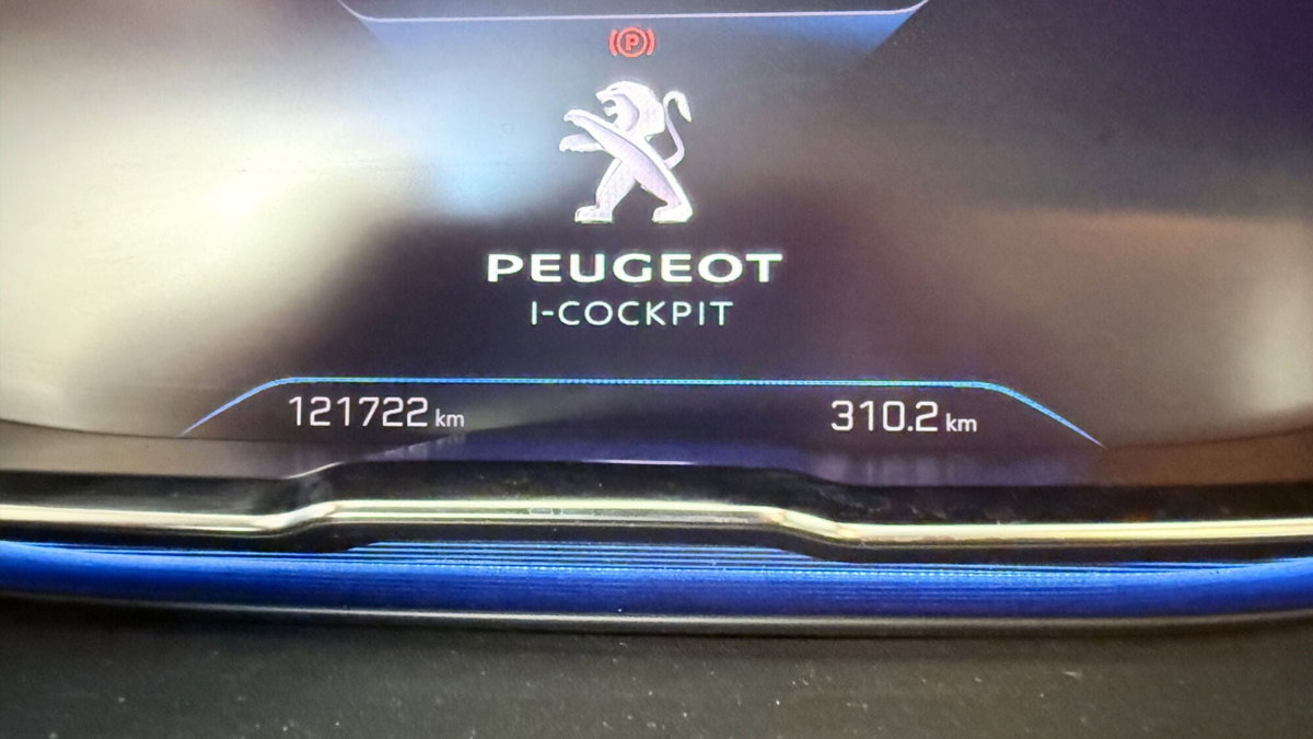 Peugeot 3008 BlueHDi 130 S&S EAT8 Allure Pack (10)