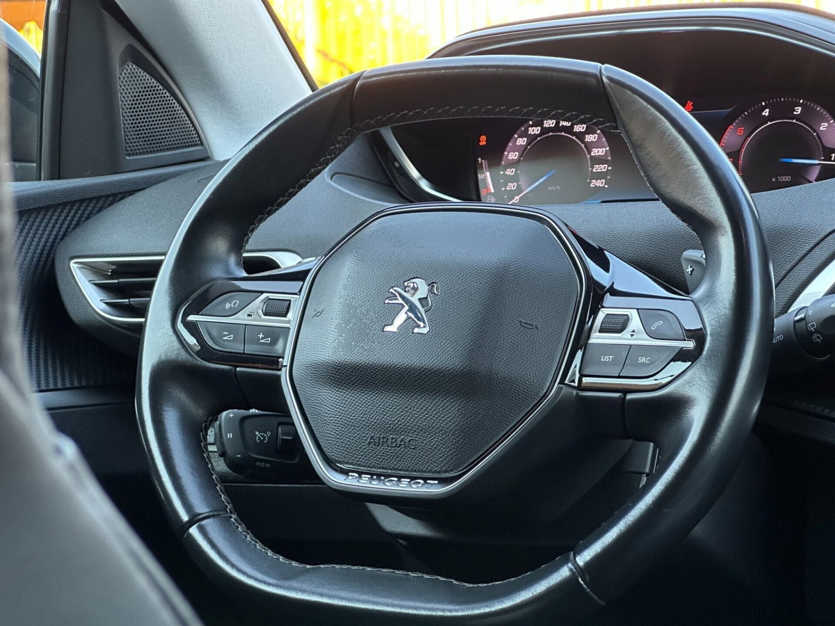 Peugeot 3008 BlueHDi 130 S&S EAT8 Allure Pack (20)