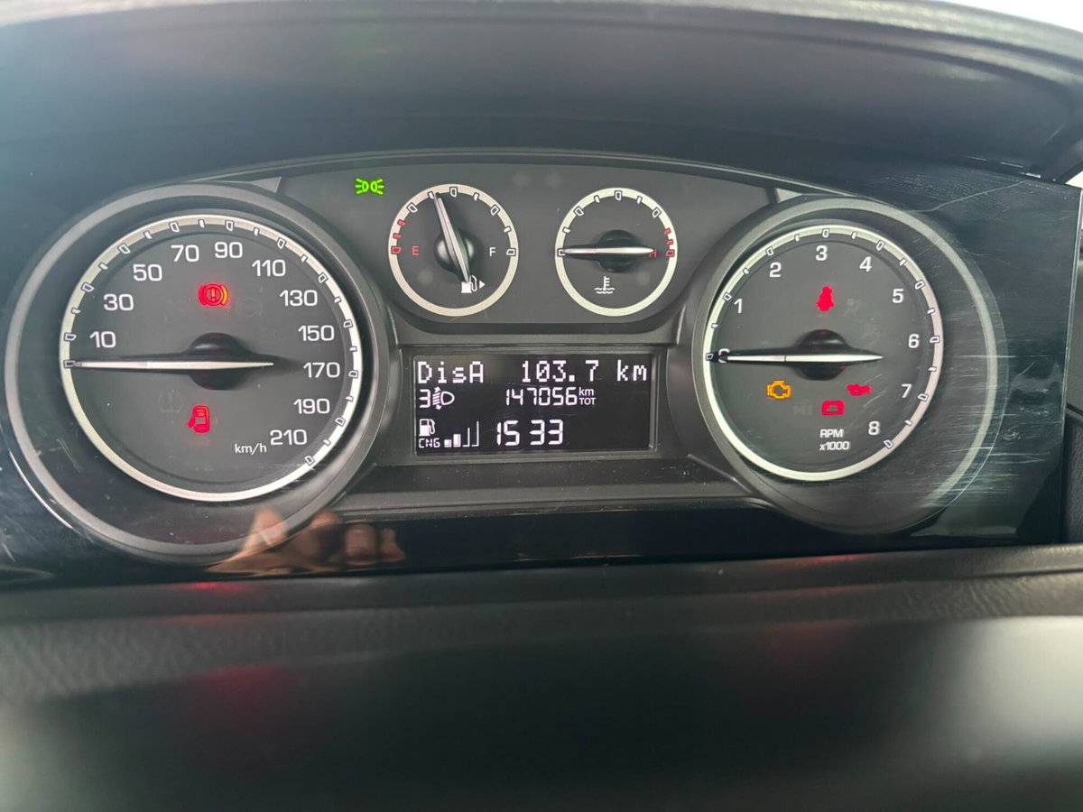 Lancia Ypsilon 0.9 TwinAir 85 CV 5 porte Metano Ecochic Gold (13)