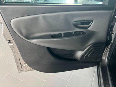 Lancia Ypsilon 0.9 TwinAir 85 CV 5 porte Metano Ecochic Gold (9)