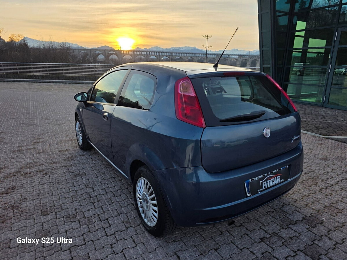 Fiat Punto Classic 1.2 3 porte Dynamic (15)