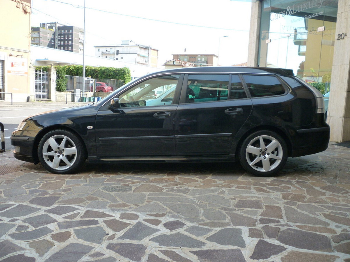 Saab 9-3 Station Wagon 1.9 TiD DPF Vector (4)