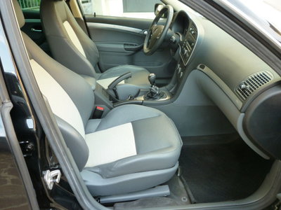 Saab 9-3 Station Wagon 1.9 TiD DPF Vector (9)