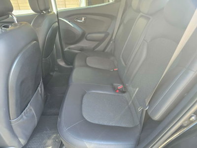 Hyundai ix35 1.7 CRDi 2WD Xpossible (10)