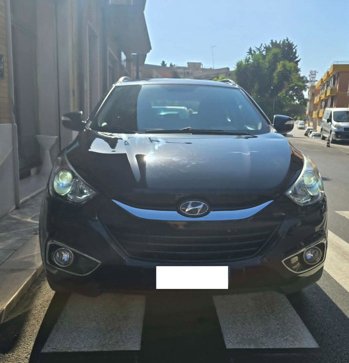 Hyundai ix35 1.7 CRDi 2WD Xpossible (2)