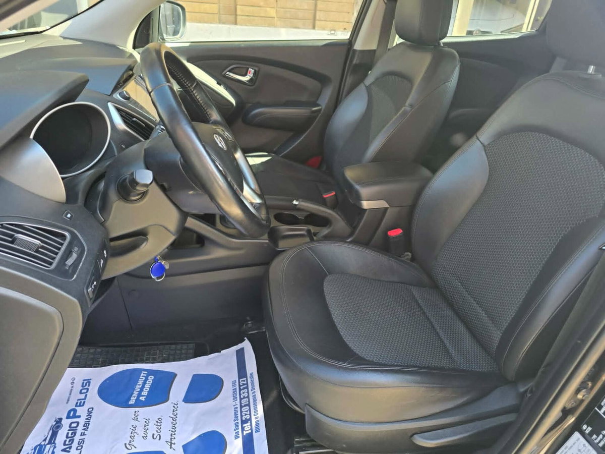 Hyundai ix35 1.7 CRDi 2WD Xpossible (7)