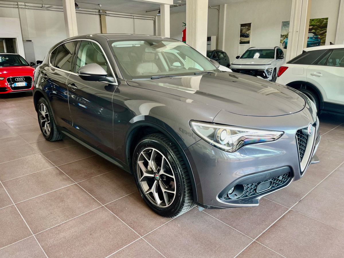 Alfa Romeo Stelvio Stelvio 2.2 Turbodiesel 210 CV AT8 Q4 Executive