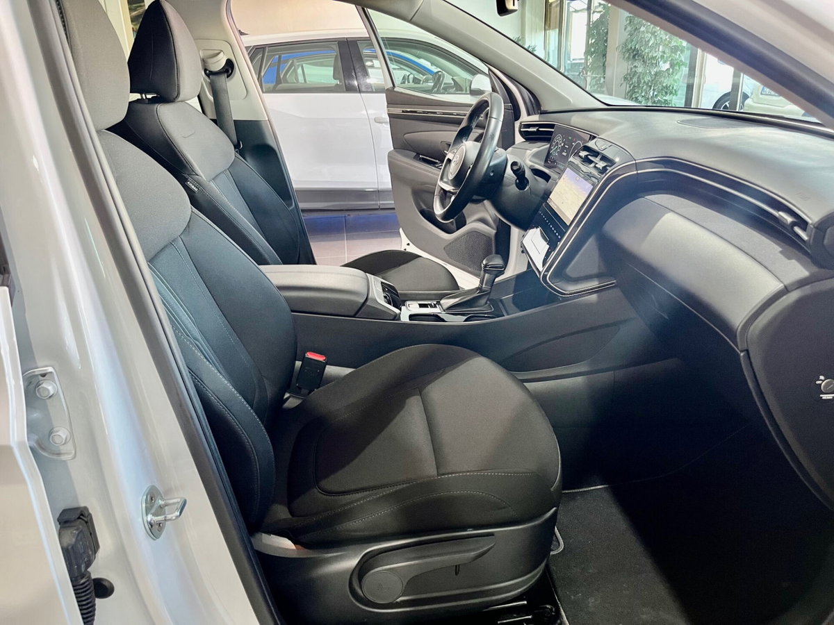 Hyundai Tucson 1.6 CRDi XLine (8)