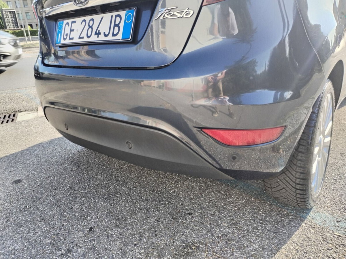 Ford Fiesta 1.2 82 CV 5 porte Titanium (5)