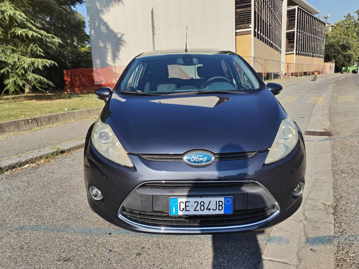 Ford Fiesta 1.2 82 CV 5 porte Titanium (8)