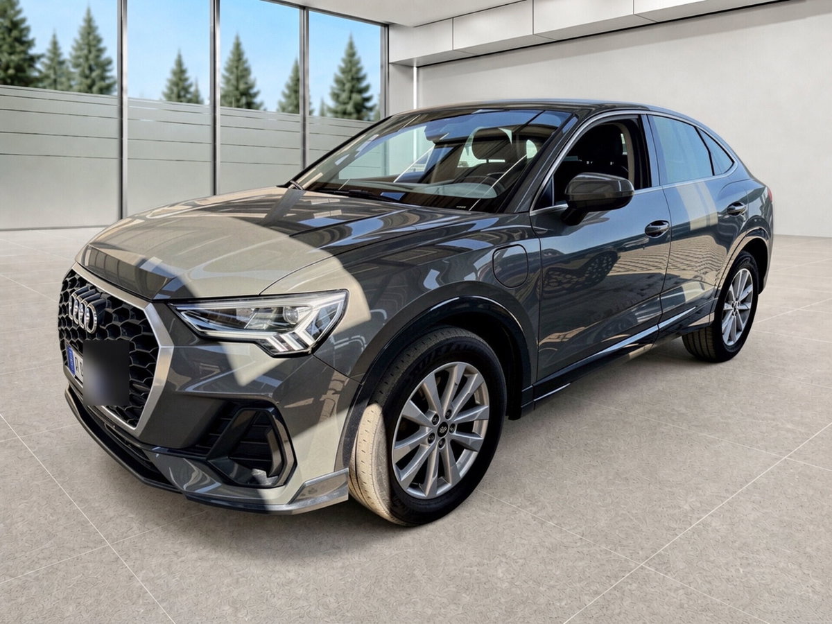 Audi Q3 Sportback 45 TFSI e S tronic Business Plus (2)