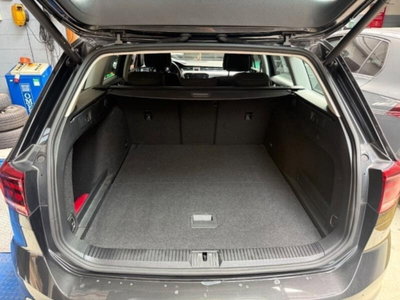 Volkswagen Passat Variant 2.0 TDI SCR 122 CV EVO DSG Business (8)
